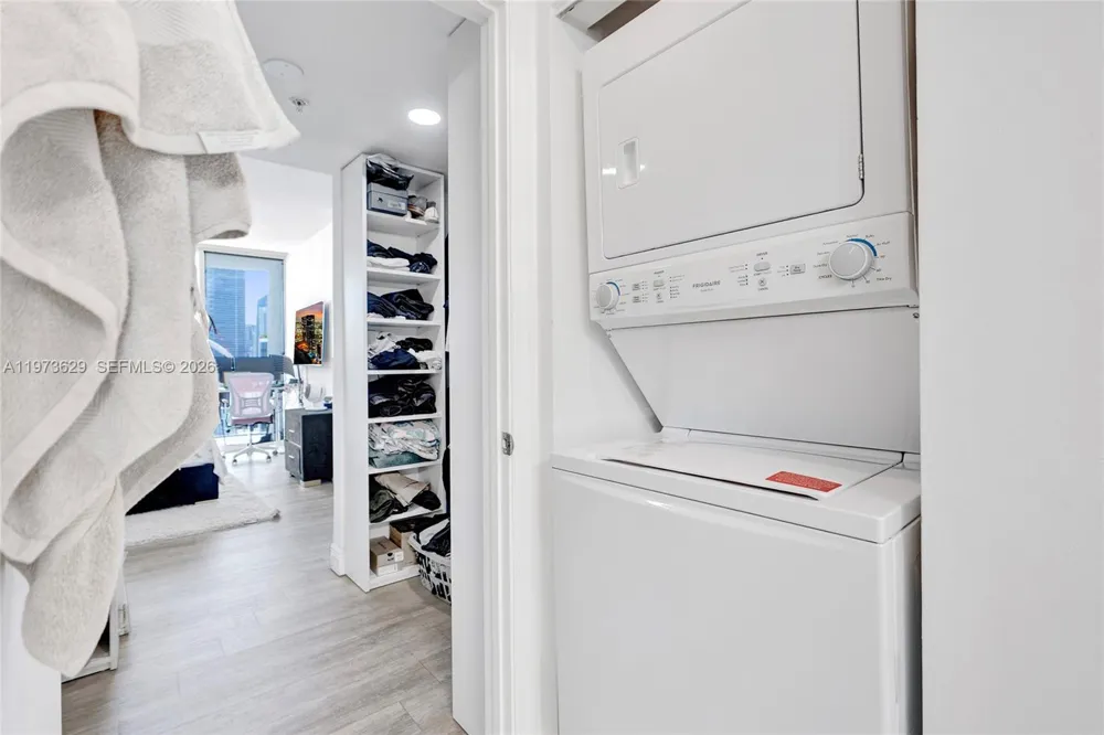 1750 Bayshore Dr #2510 Miami, FL 33132