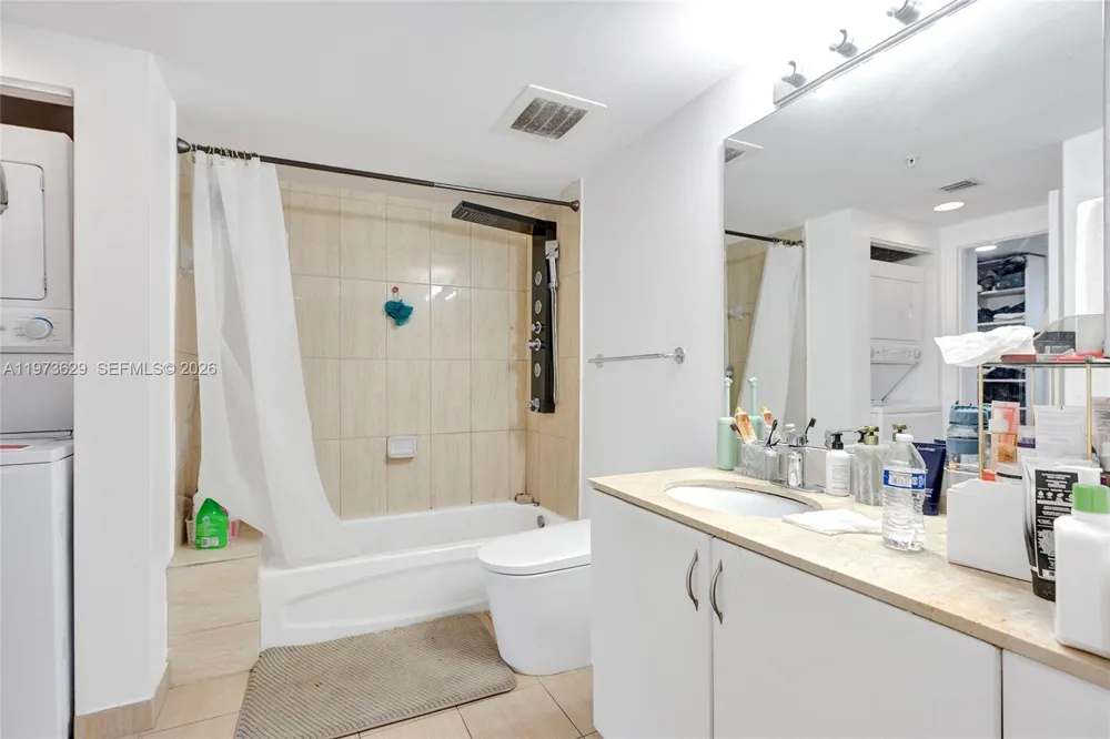 1750 Bayshore Dr #2510 Miami, FL 33132