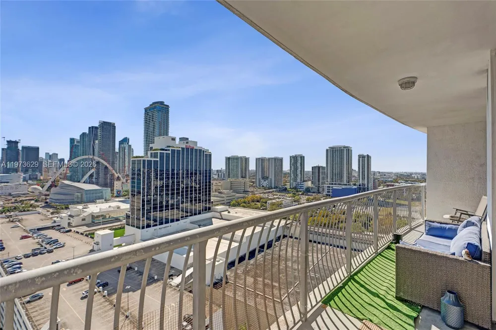1750 Bayshore Dr #2510 Miami, FL 33132