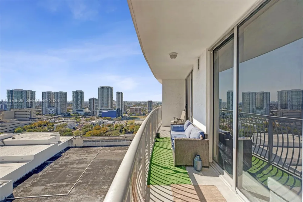 1750 Bayshore Dr #2510 Miami, FL 33132