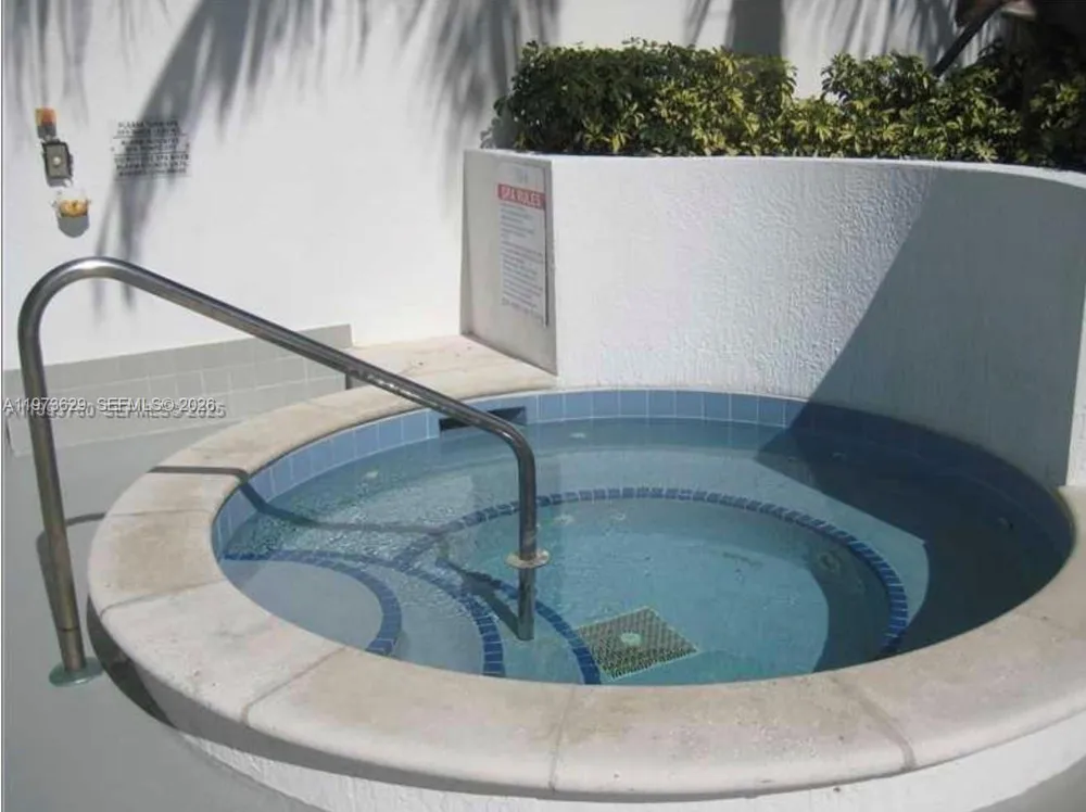 1750 Bayshore Dr #2510 Miami, FL 33132