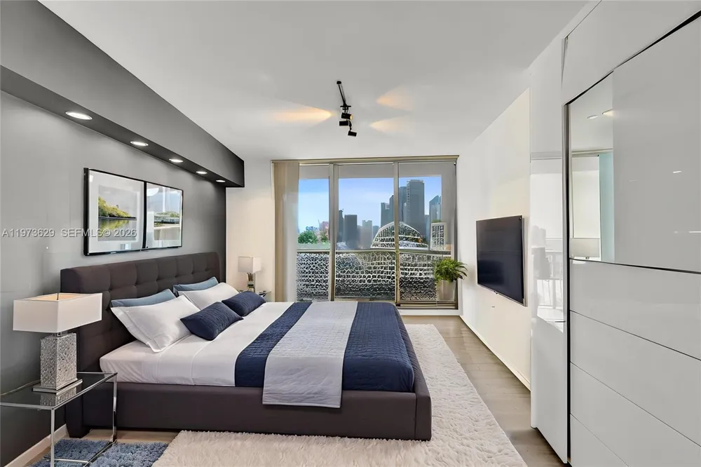 1750 Bayshore Dr #2510 Miami, FL 33132