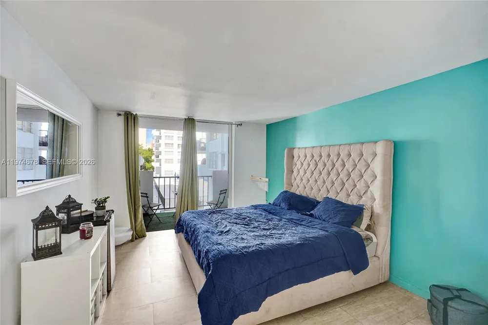 2750 NE 183rd St #406 Aventura, FL 33160