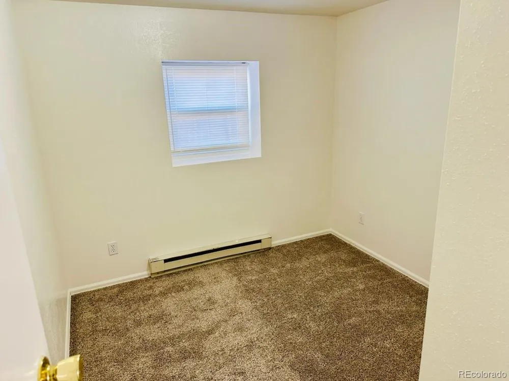 131 10th Street Alamosa, CO 81101
