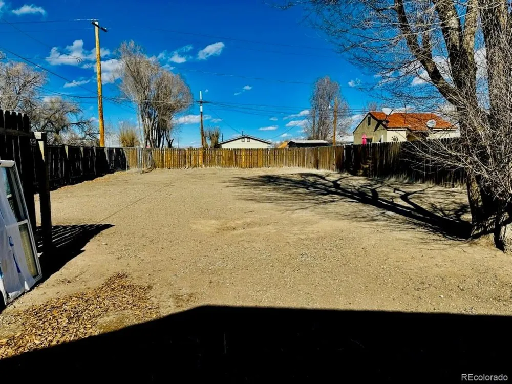 131 10th Street Alamosa, CO 81101