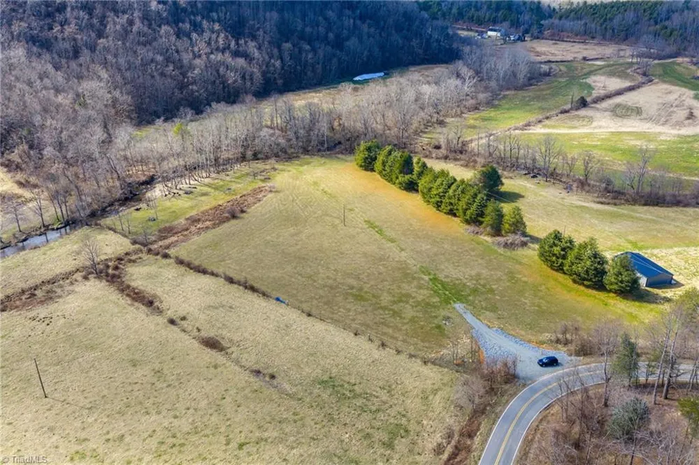 8000 Longbottom Road Hays, NC 28635