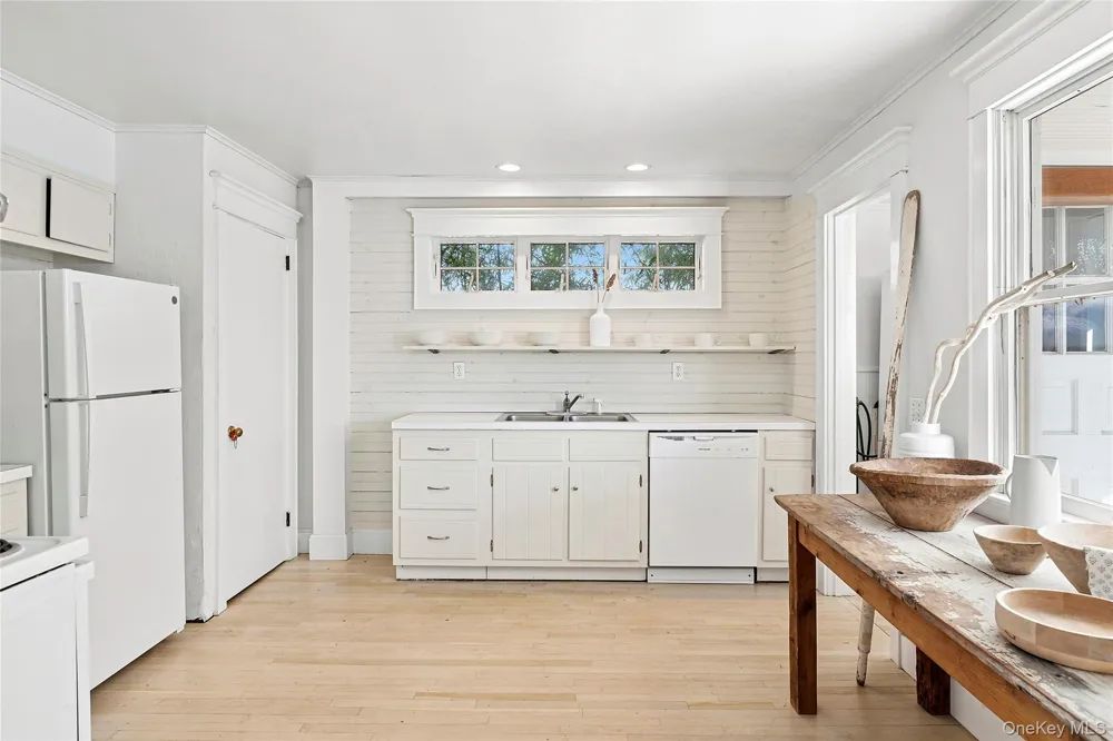 210 5th Street Greenport, NY 11944
