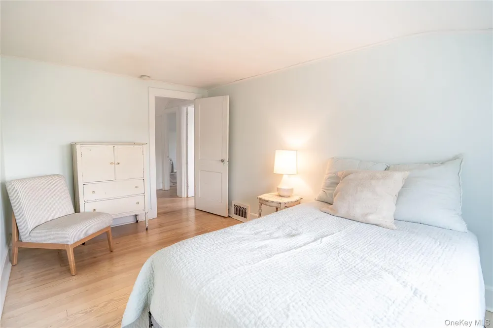 210 5th Street Greenport, NY 11944