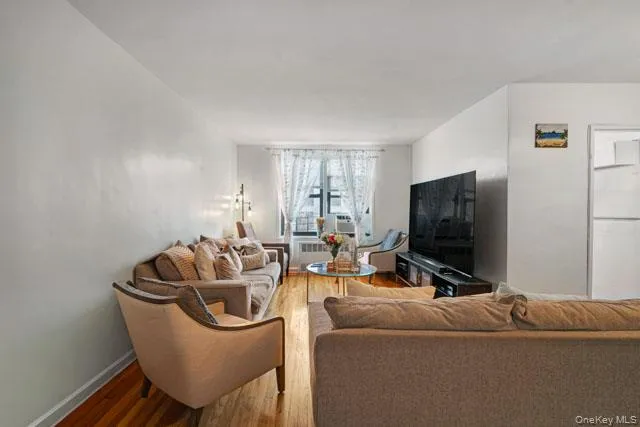 33-44 Junction Blvd #5V Jackson Heights, NY 11372