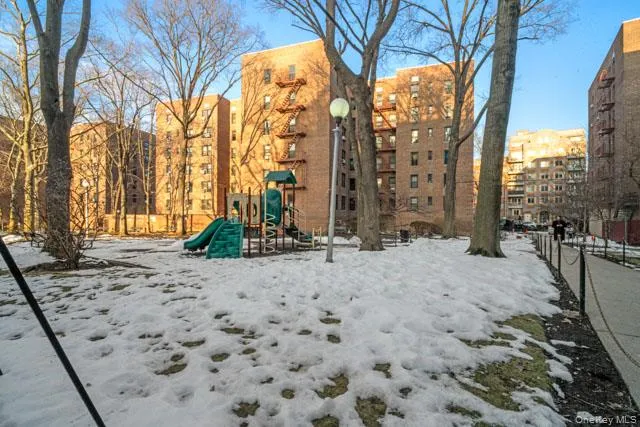33-44 Junction Blvd #5V Jackson Heights, NY 11372