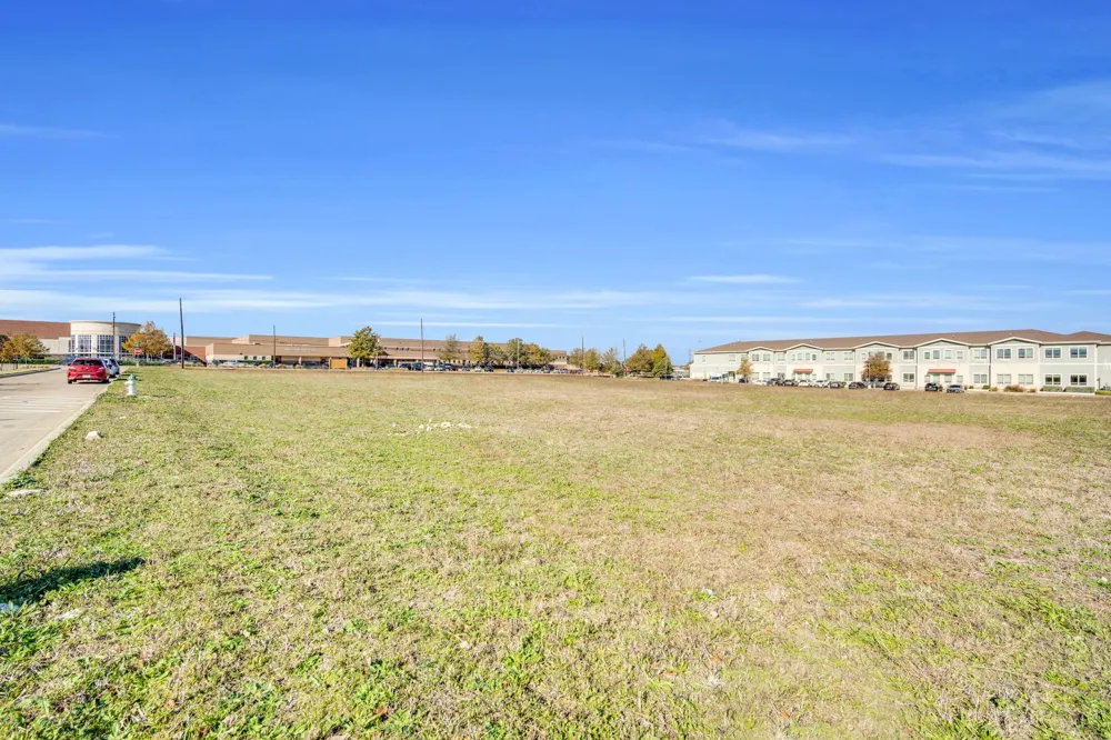 S 9th St Midlothian, TX 76065