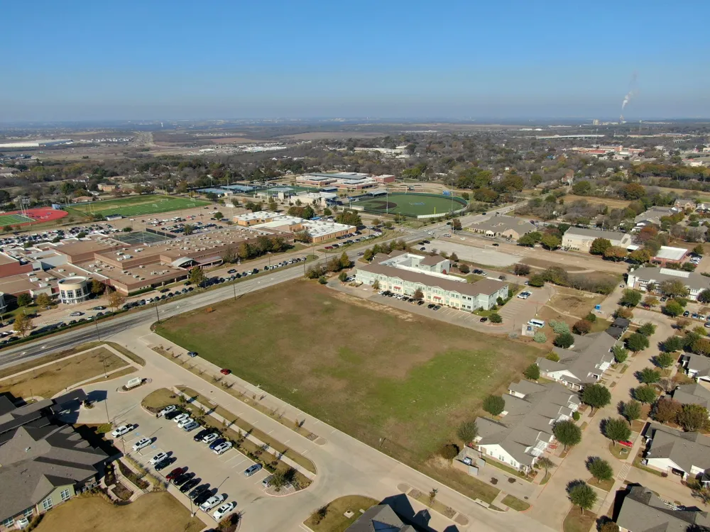 S 9th St Midlothian, TX 76065