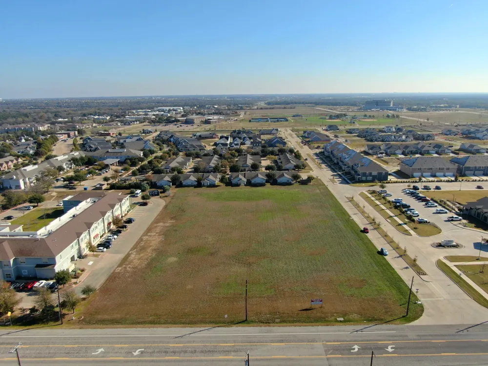 S 9th St Midlothian, TX 76065