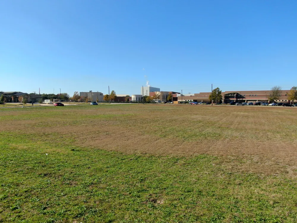 S 9th St Midlothian, TX 76065