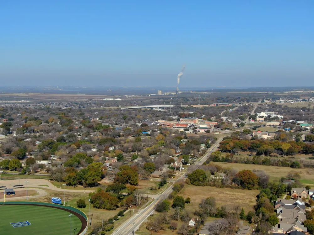 S 9th St Midlothian, TX 76065