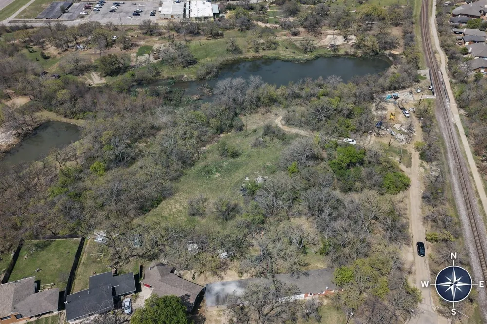 Burl St. Corinth, TX 76208