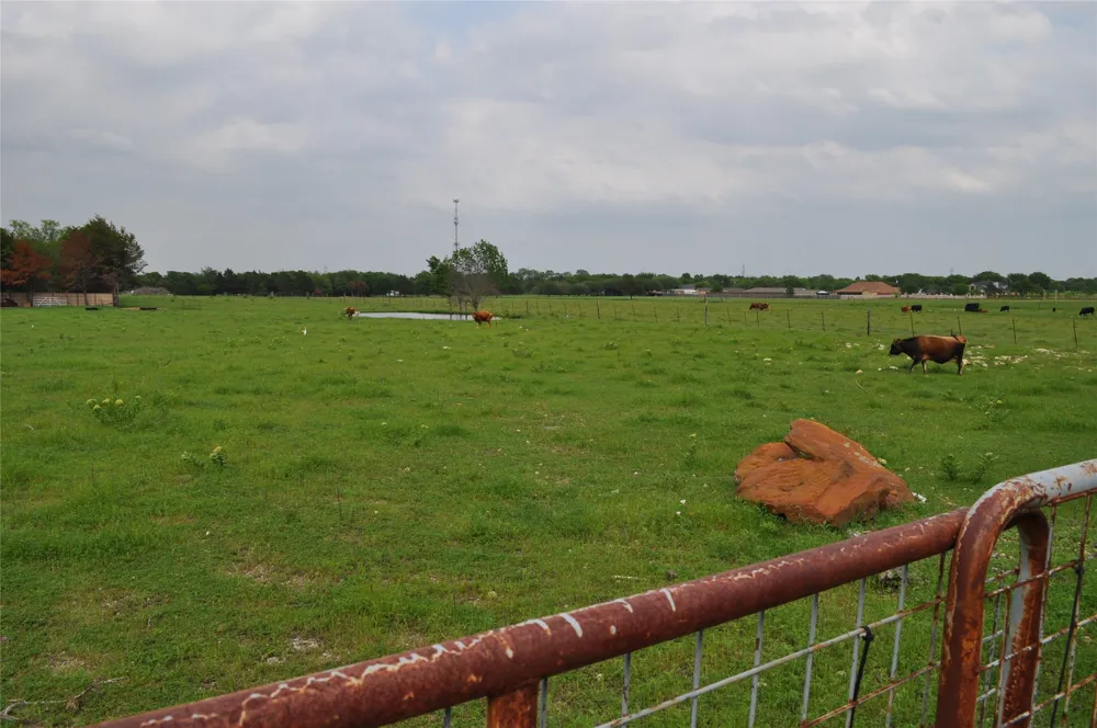 620 S Kaufman Street Seagoville, TX 75159