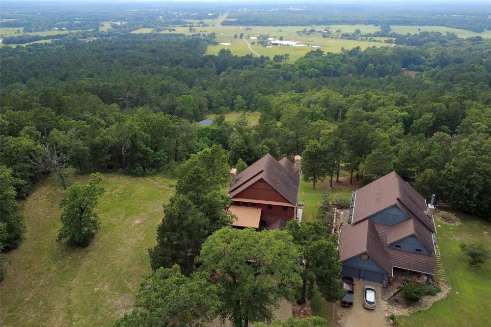 Address Not Shown Montalba, TX 75803