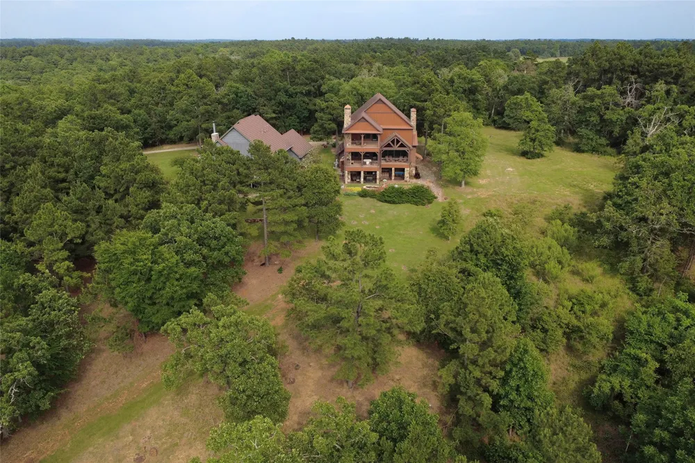 Address Not Shown Montalba, TX 75803