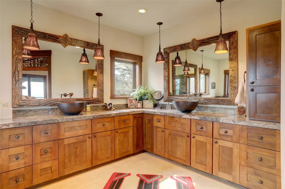 Address Not Shown Montalba, TX 75803