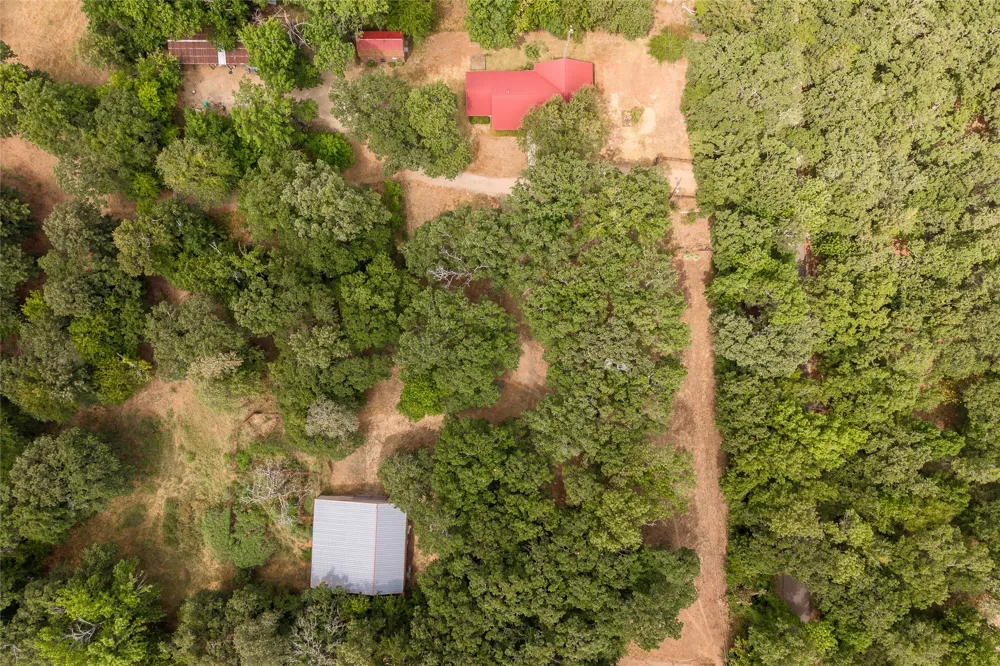 1966 County Road 2980 Windom, TX 75492