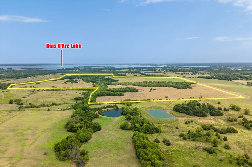 1966 County Road 2980 Windom, TX 75492