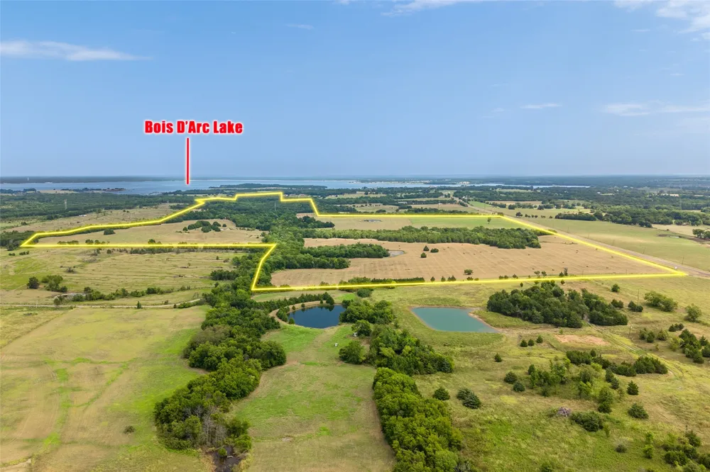 1966 County Road 2980 Windom, TX 75492