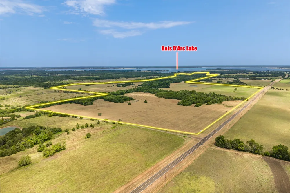 1966 County Road 2980 Windom, TX 75492