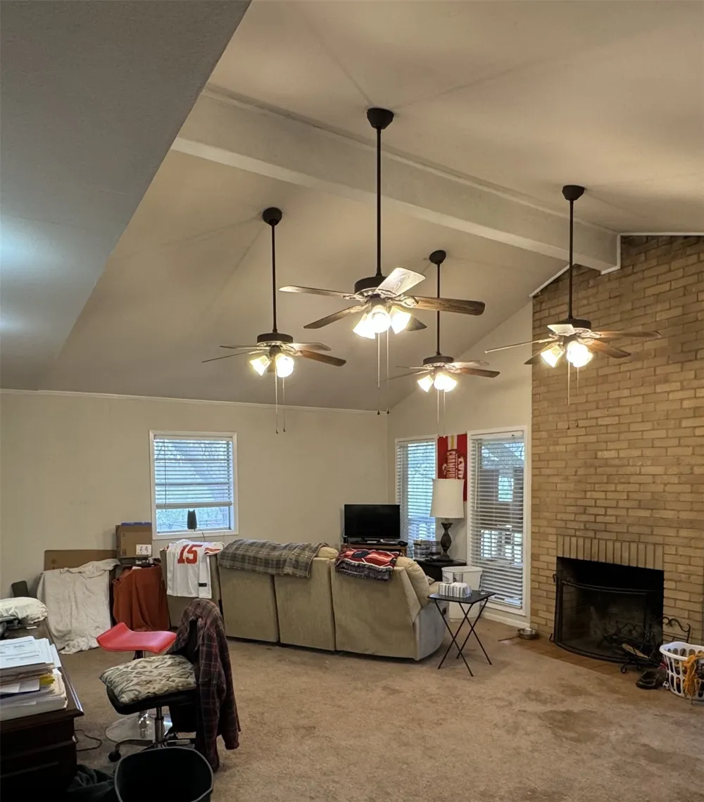205 W Dickson Street Milford, TX 76670