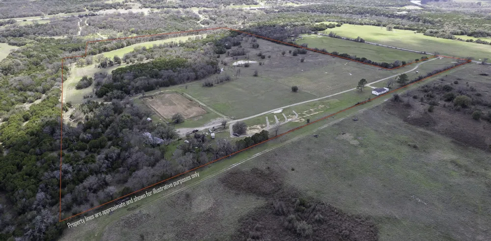 1532 N FM Rainbow, TX 76077