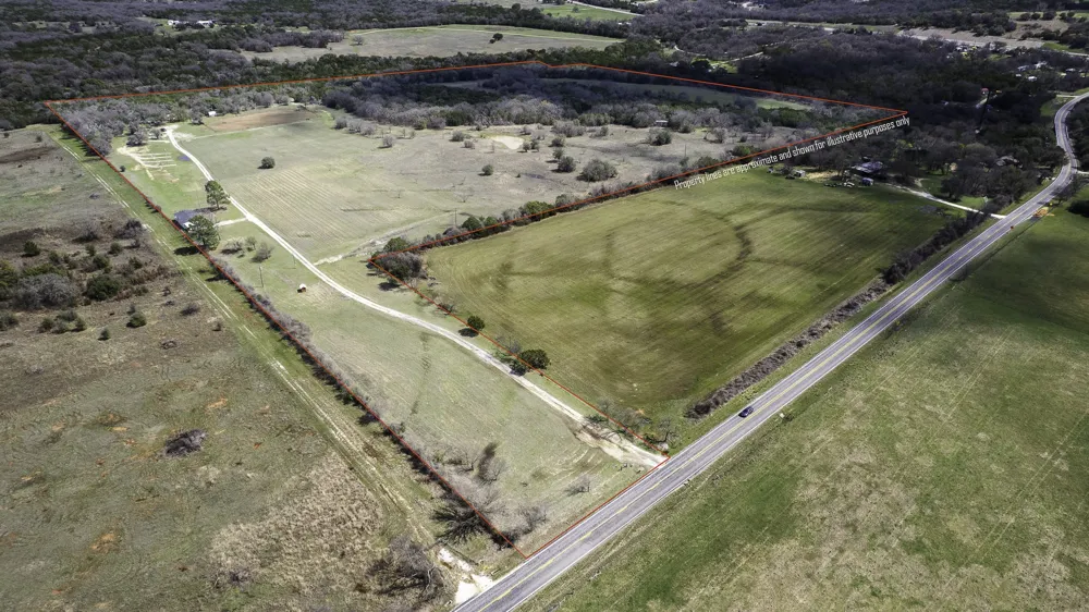 1532 N FM Rainbow, TX 76077