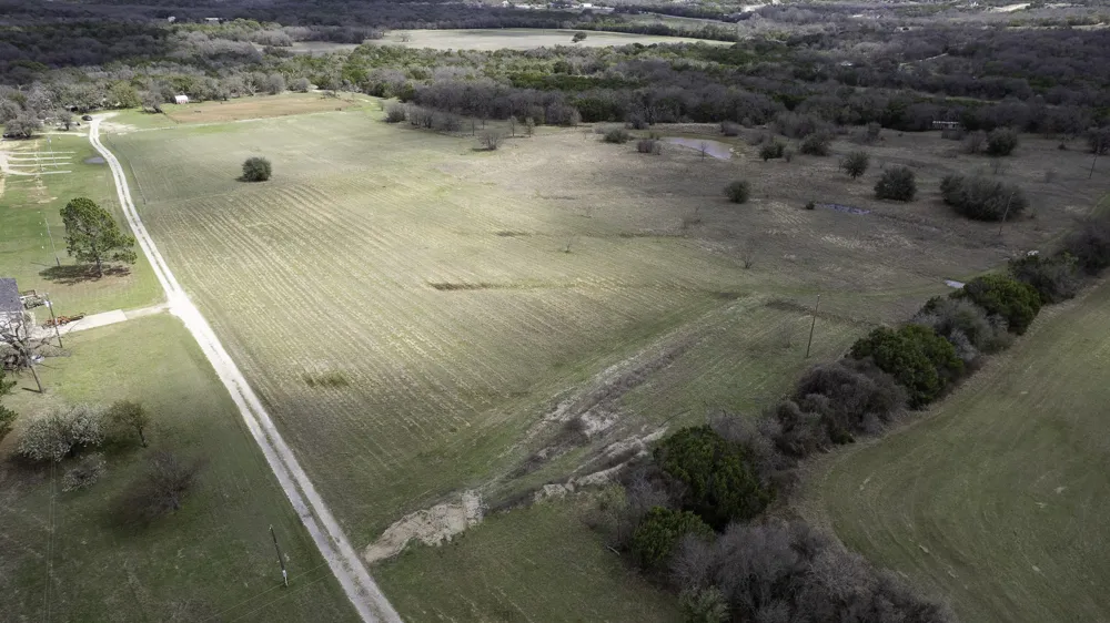 1532 N FM Rainbow, TX 76077