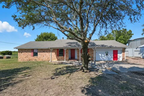 1118 Private Road 425