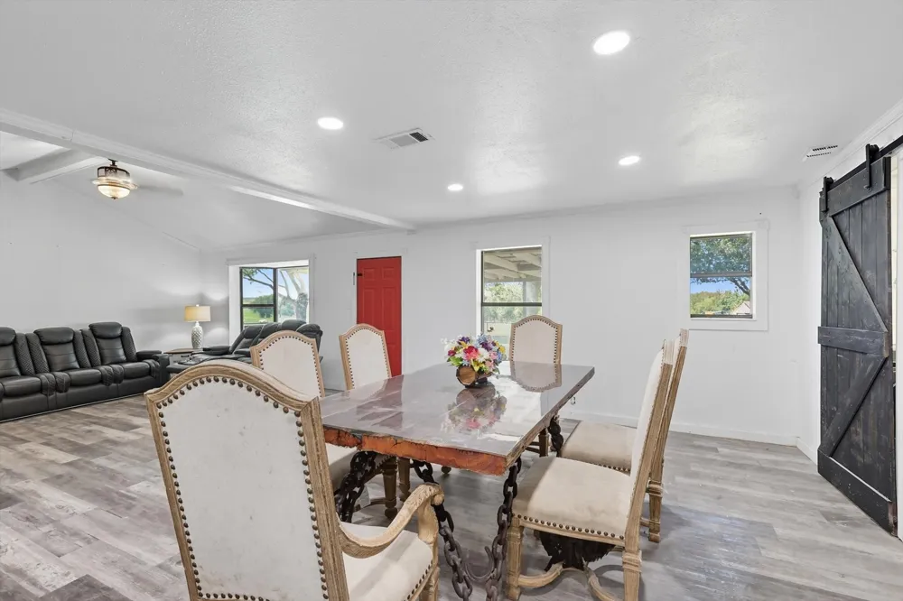 1118 Private Road 425 Whitewright, TX 75491