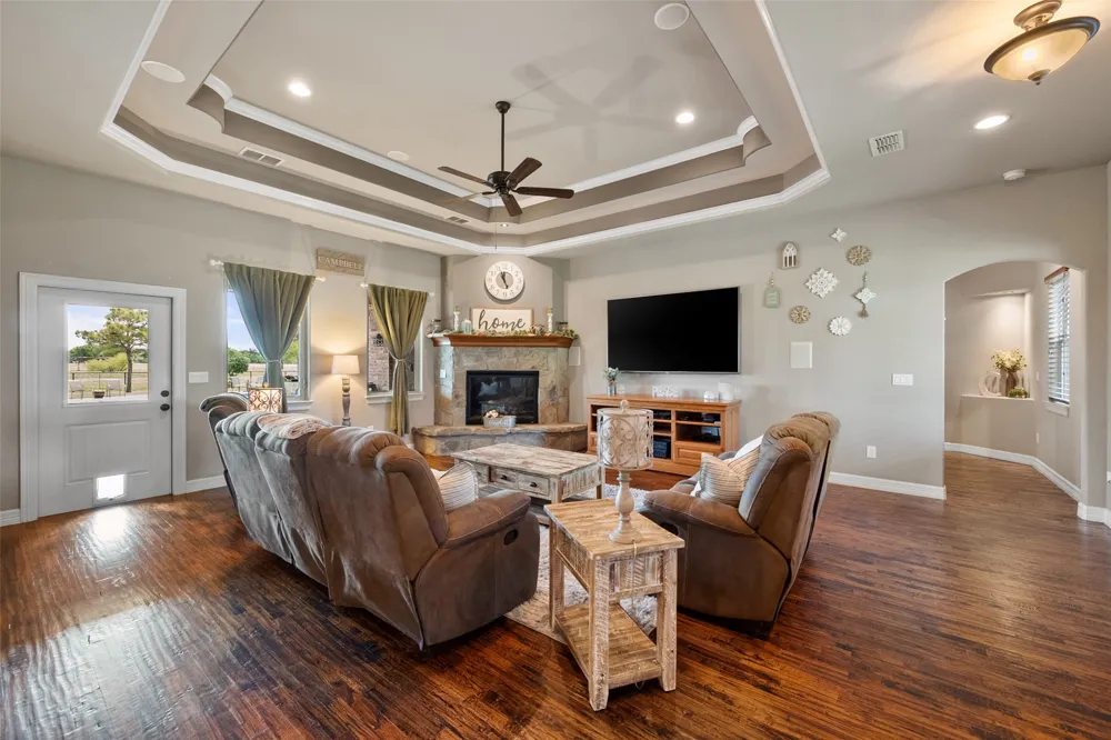 606 Sunset Point Kerens, TX 75144