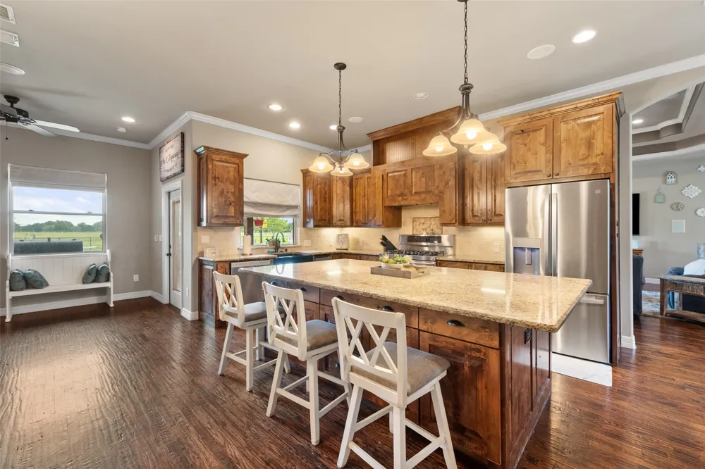 606 Sunset Point Kerens, TX 75144