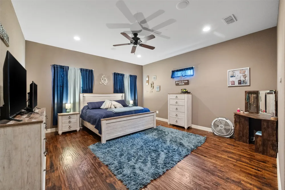 606 Sunset Point Kerens, TX 75144