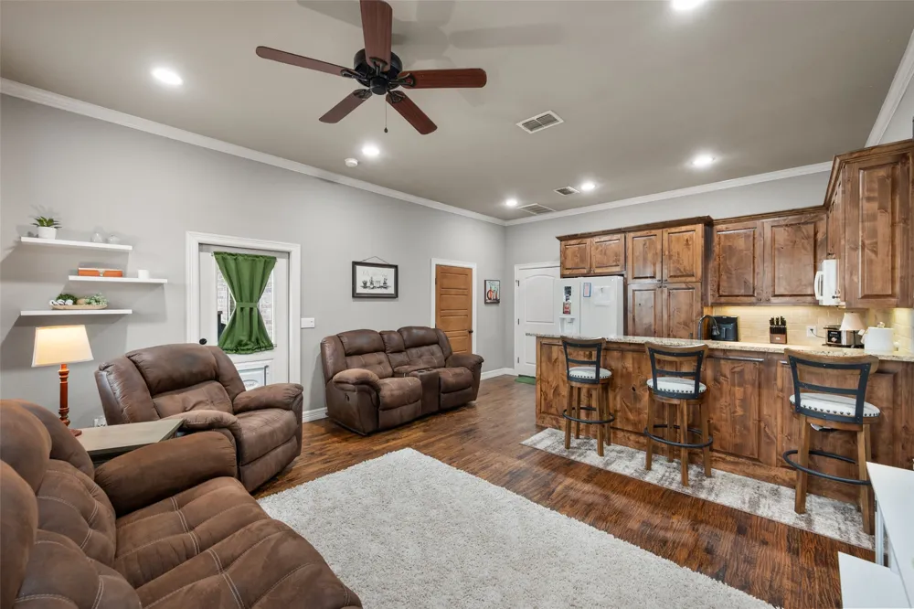 606 Sunset Point Kerens, TX 75144