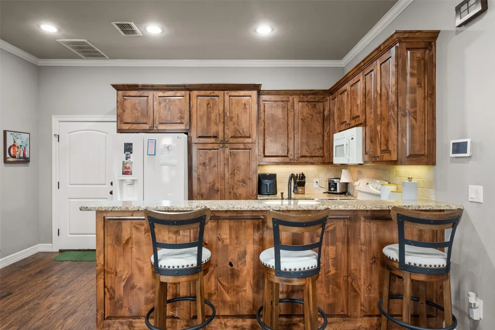 606 Sunset Point Kerens, TX 75144