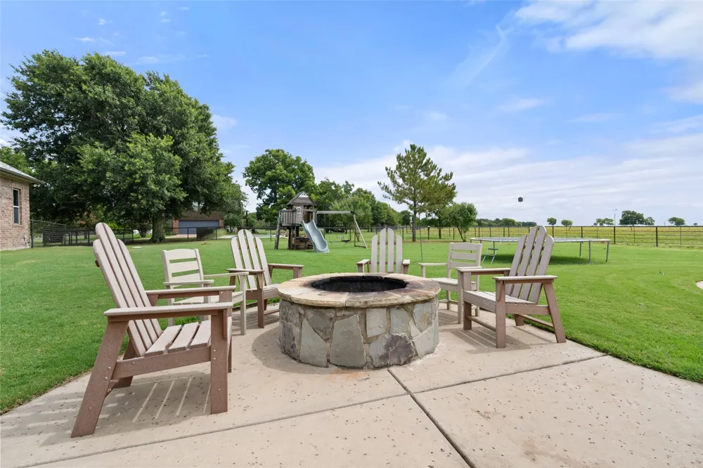 606 Sunset Point Kerens, TX 75144