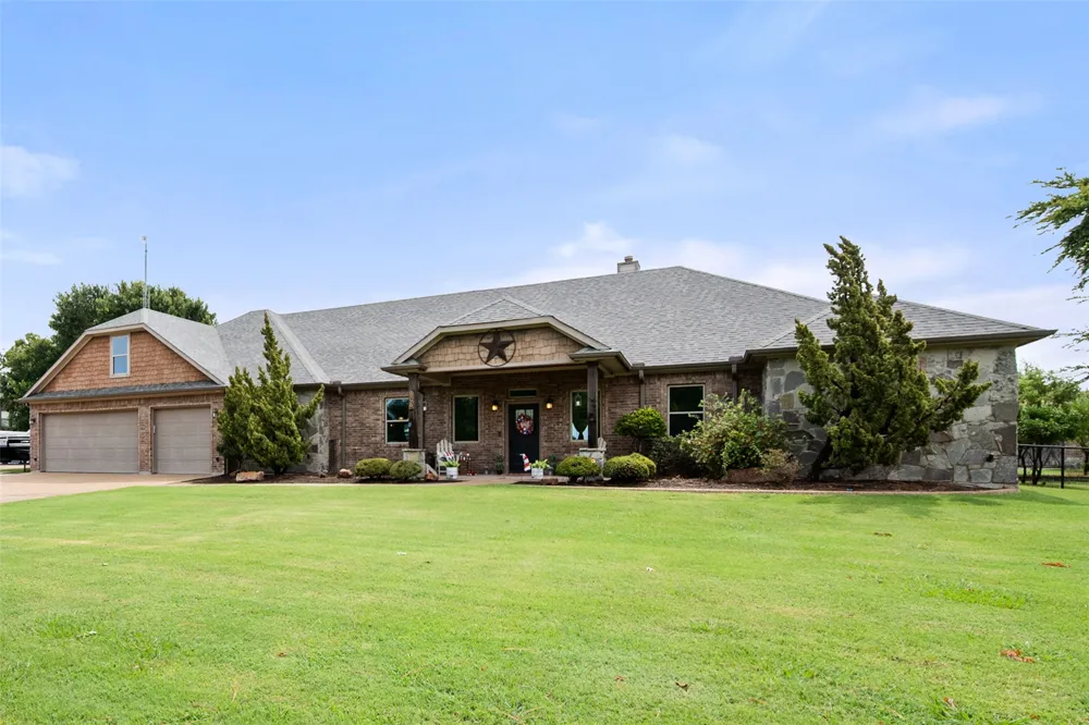 606 Sunset Point Kerens, TX 75144