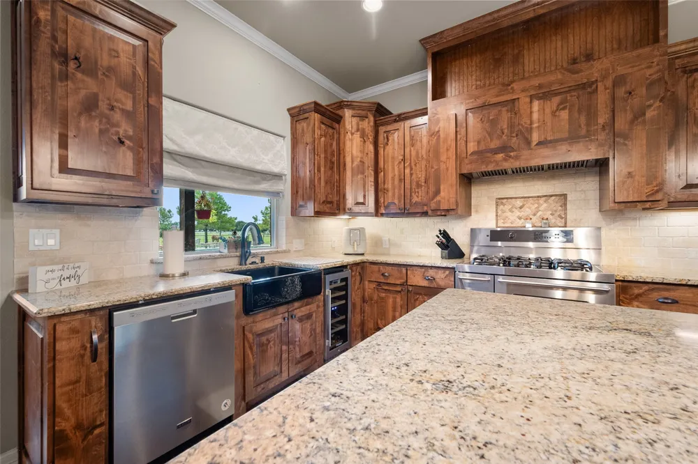 606 Sunset Point Kerens, TX 75144