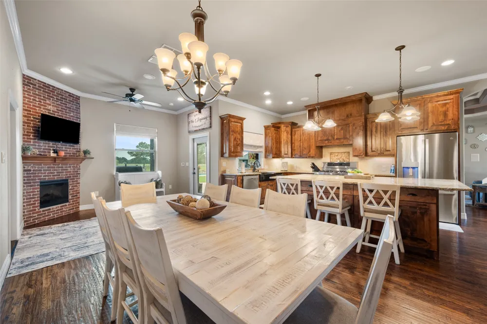 606 Sunset Point Kerens, TX 75144