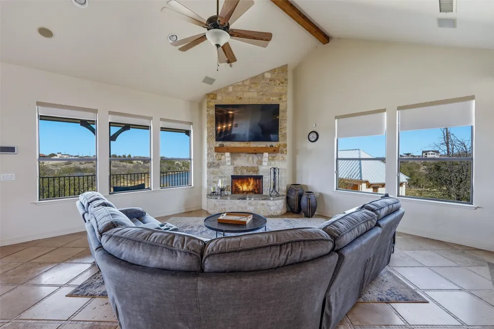 6161 W Hells Gate Drive Possum Kingdom Lake, TX 76475