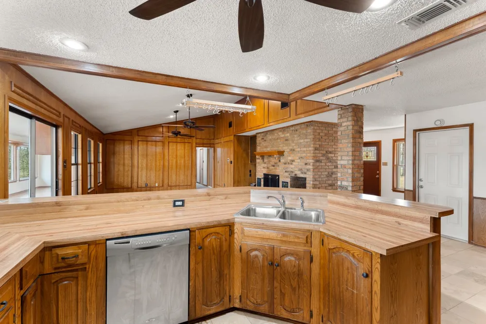 615 Private Road 5881 Yantis, TX 75497