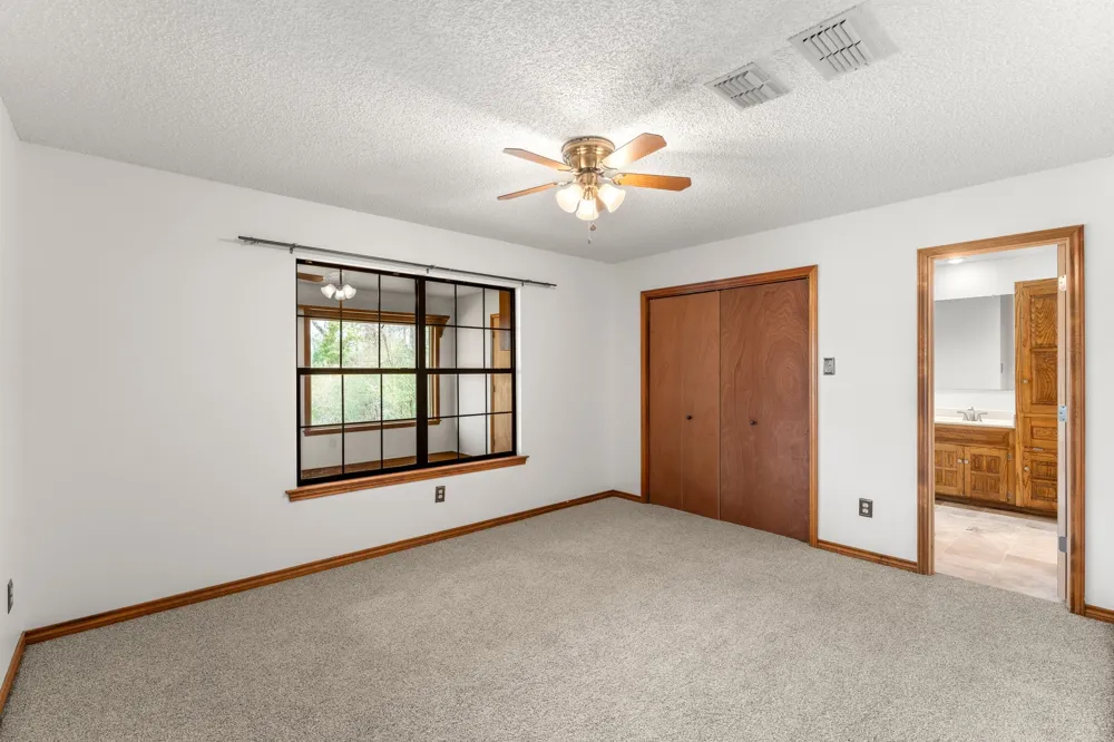 615 Private Road 5881 Yantis, TX 75497