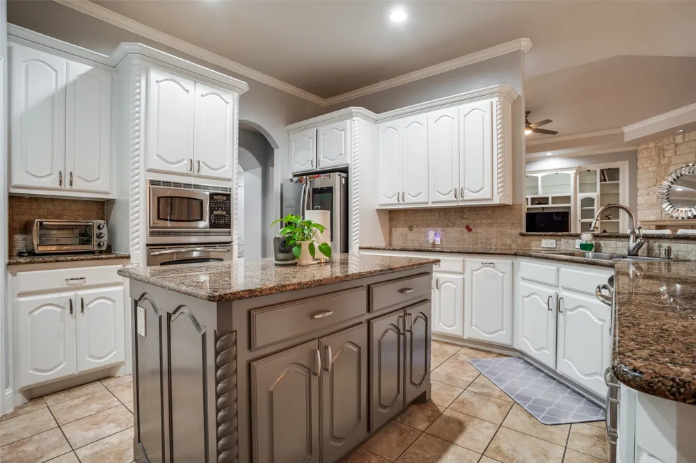 2020 S Bridgefarmer Road Lowry Crossing, TX 75069