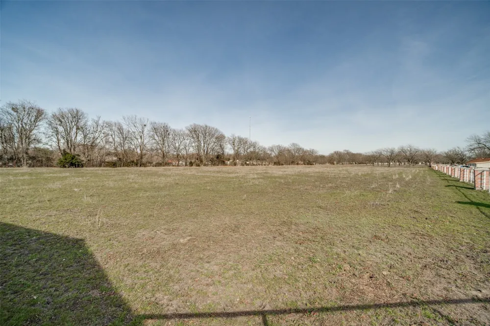 2020 S Bridgefarmer Road Lowry Crossing, TX 75069