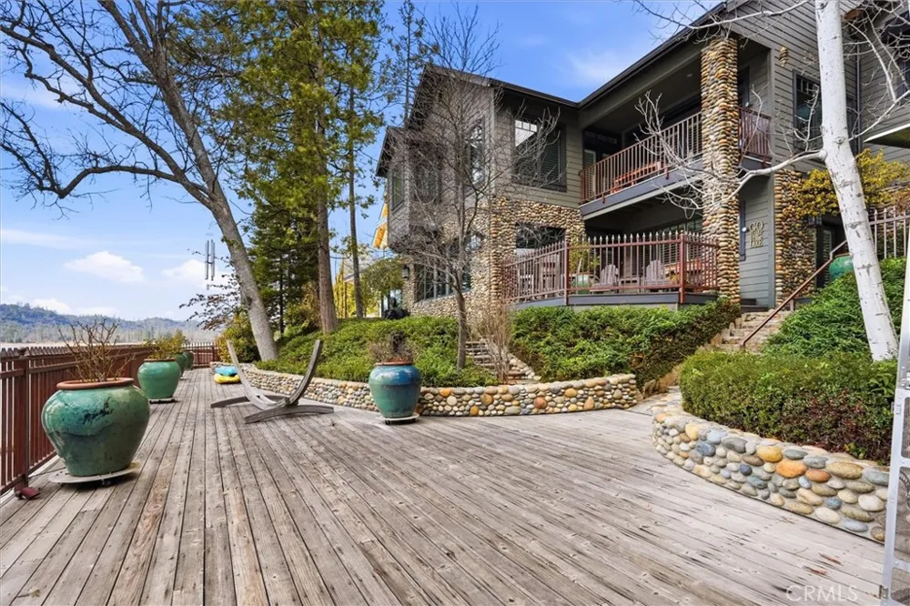 39290 Point Bass Lake, CA 93604