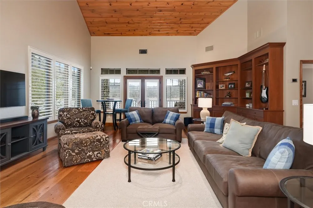 39290 Point Bass Lake, CA 93604
